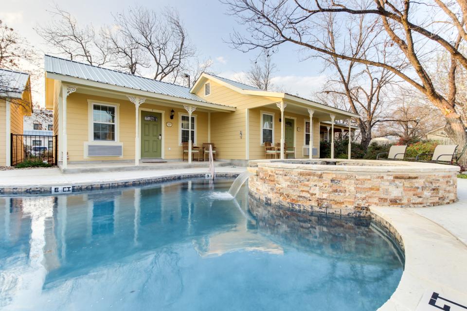 Fredericksburg Bed and Breakfast All Seasons